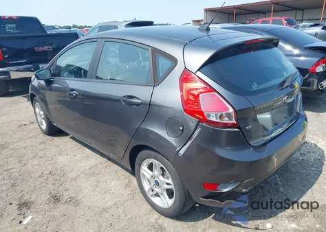 2019 Ford Fiesta Se z USA, uszkodzony, nr VIN 3FADP4EJ6KM140680
